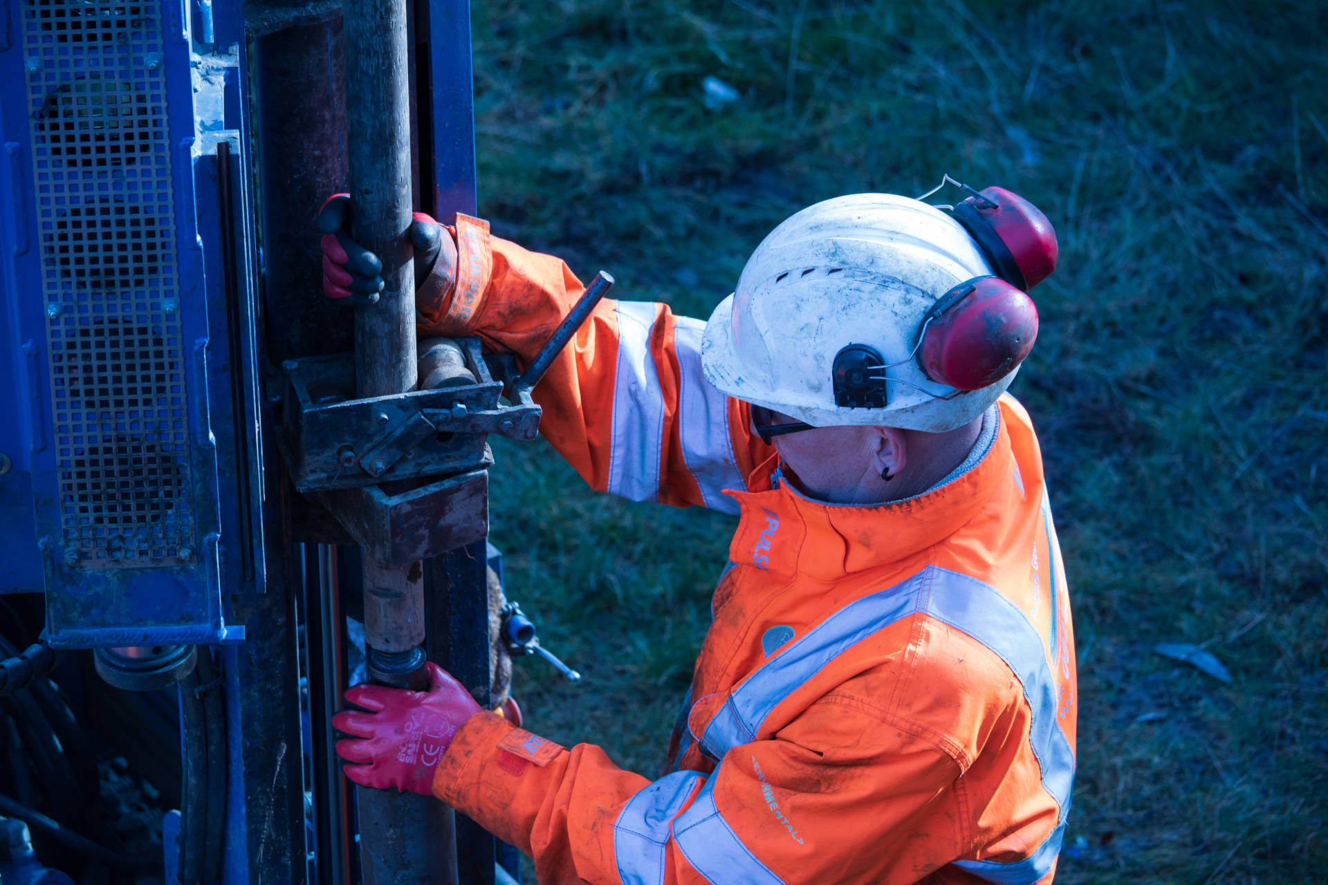 RGS worker using piling equipment